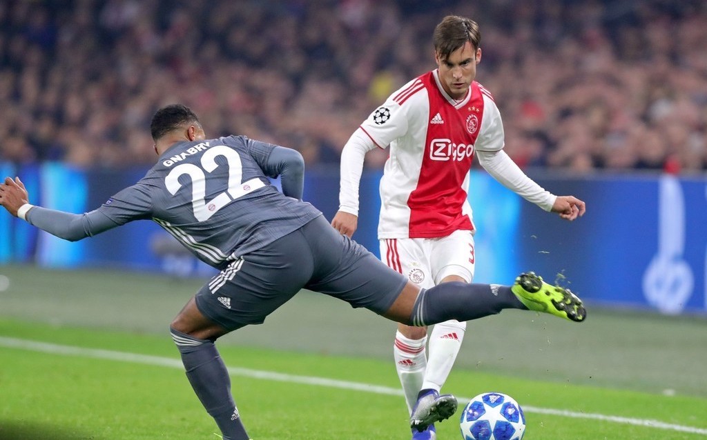 里程碑夜！巴塞罗那强势反弹，荷甲加时末段刷纪录，引发热议，纪律约束更严格 -爱游戏彩票